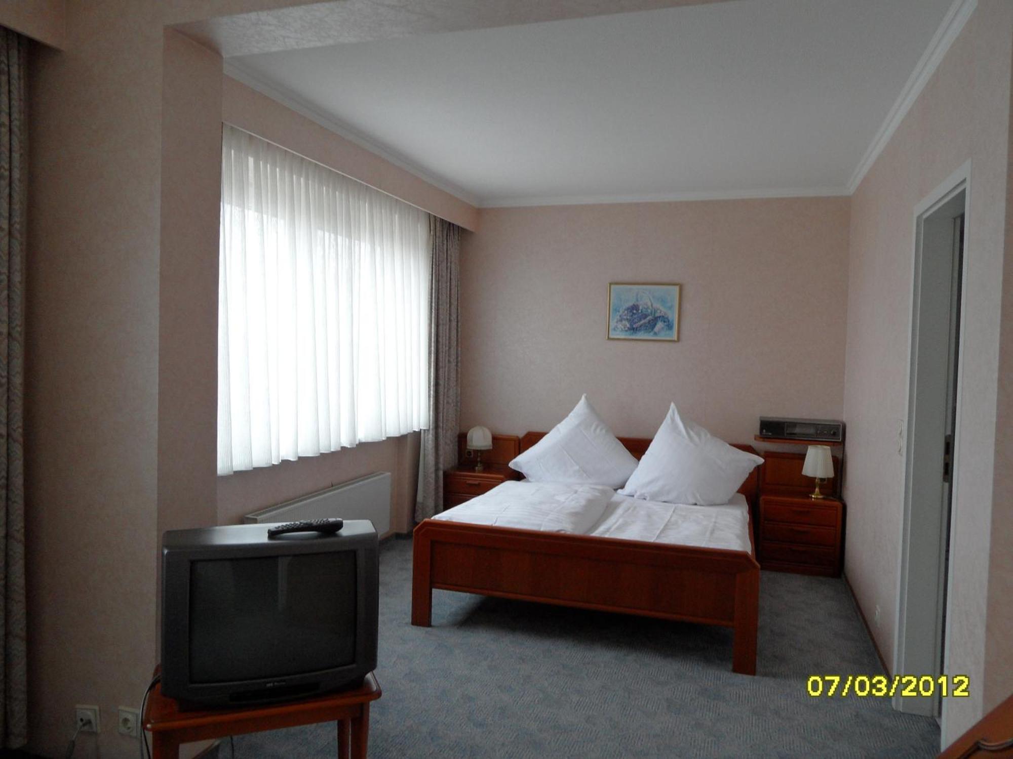 Wiking Hotel Henstedt-Ulzburg Zewnętrze zdjęcie