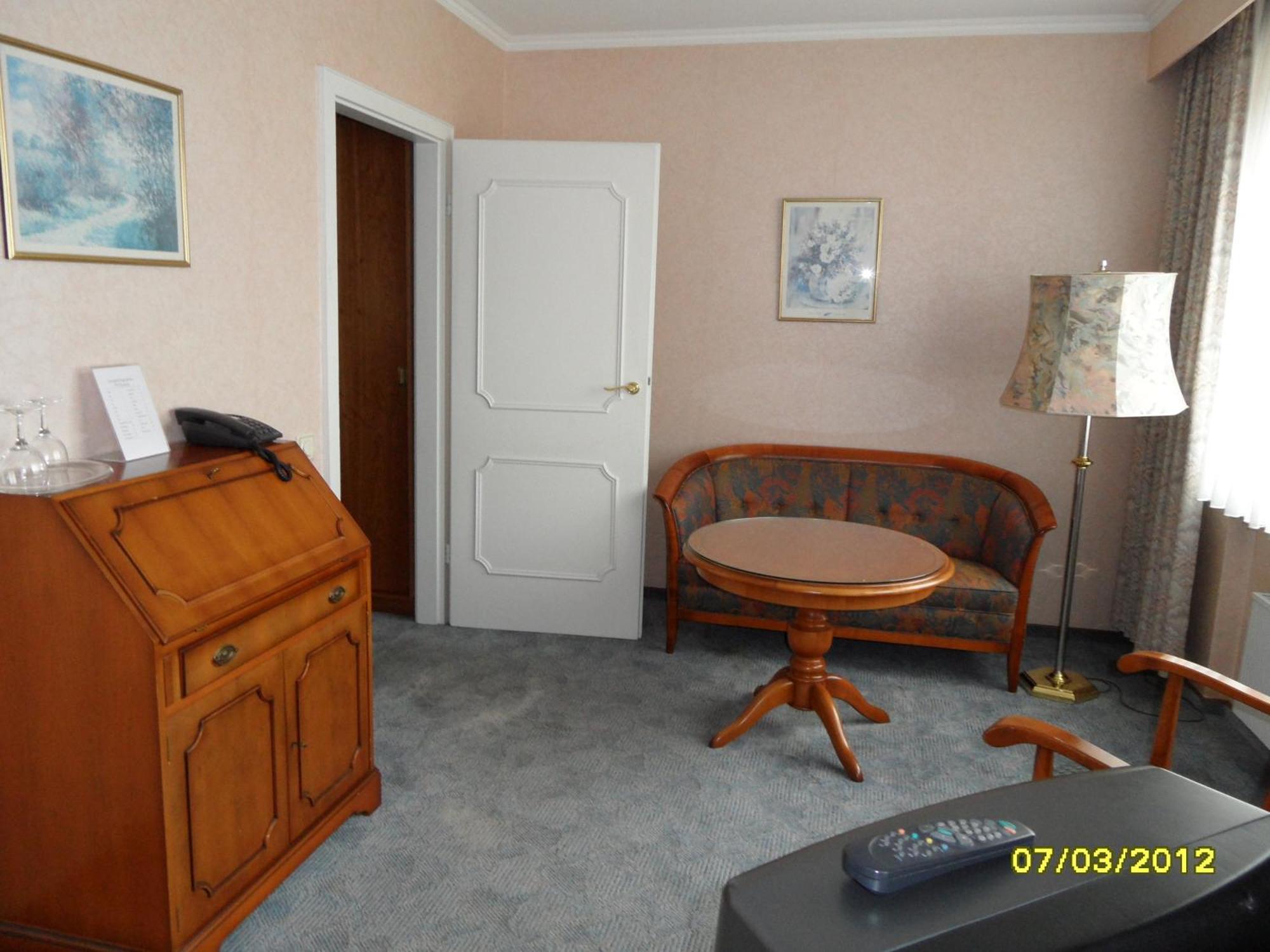 Wiking Hotel Henstedt-Ulzburg Zewnętrze zdjęcie