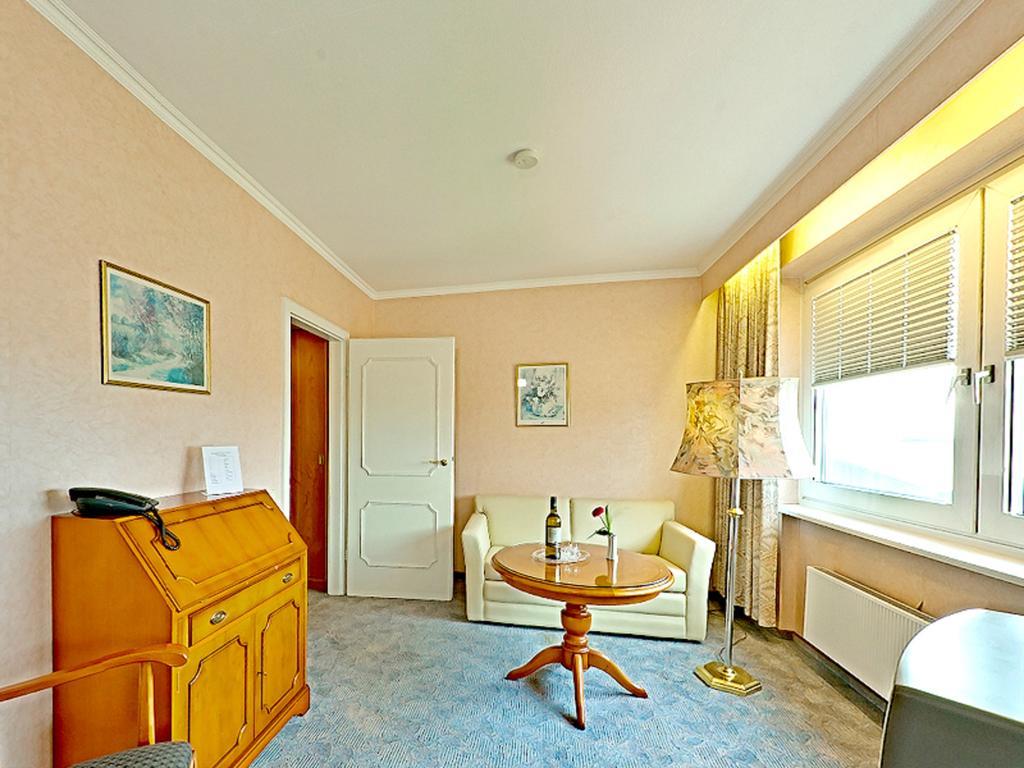 Wiking Hotel Henstedt-Ulzburg Zewnętrze zdjęcie