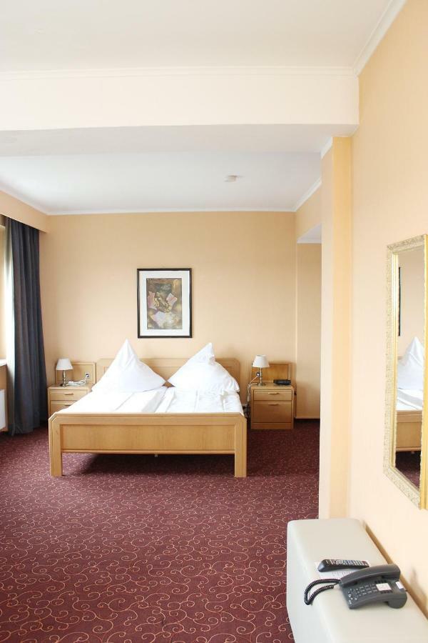 Wiking Hotel Henstedt-Ulzburg Zewnętrze zdjęcie